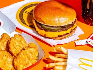 mcdonalds-food-on-table